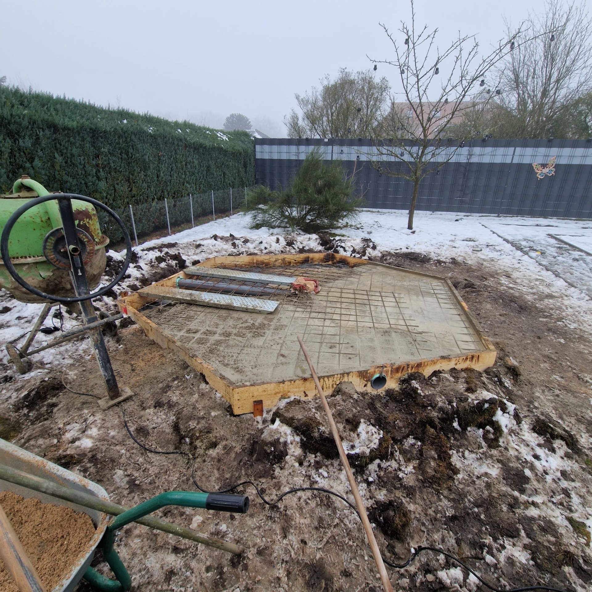 Fundament für eine Grillkota